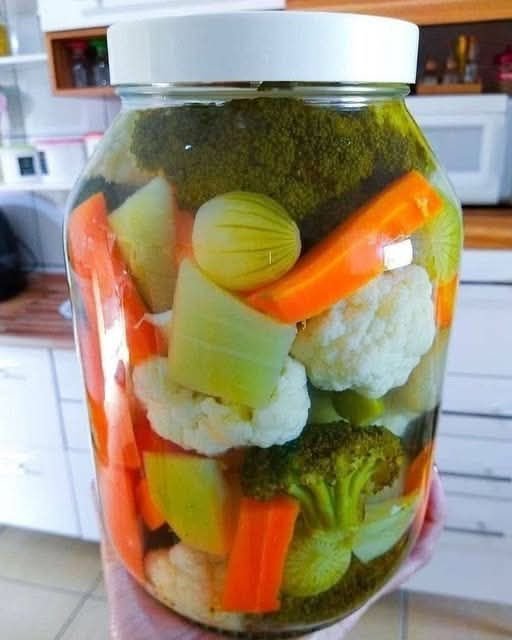 Conserva de Legumes Caseira: Fácil de Preparar e com Sabor Irresistível - Receita Completa