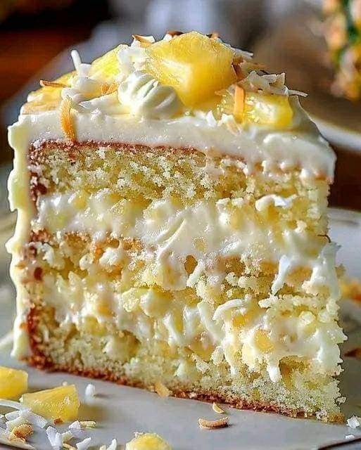 Descubra Como Fazer o Bolo Sonho de Abacaxi e Coco Irresistível - Receita Completa